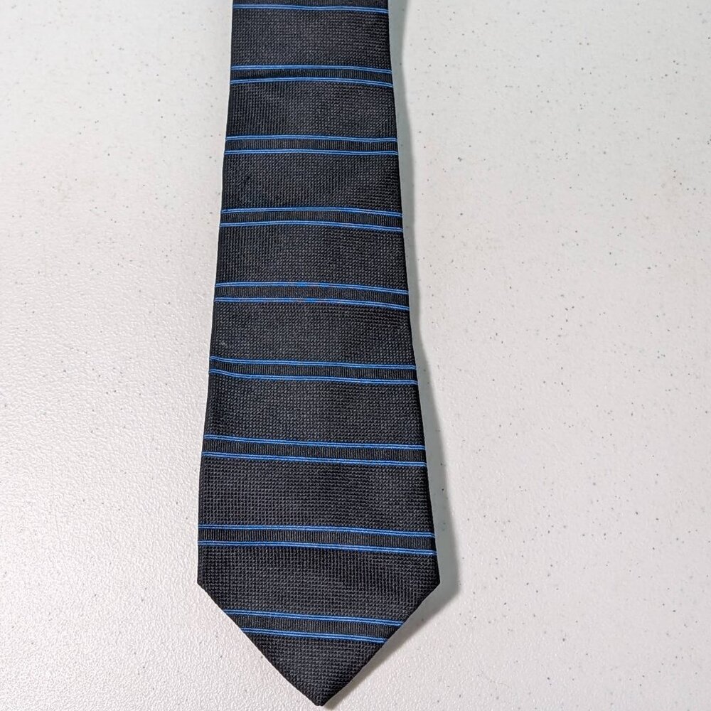 Tommy Hilfiger Blue Striped 100% Silk‎ Made In USA Necktie